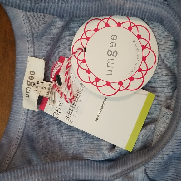 Umgee cold shoulder top - Picture 5 of 6